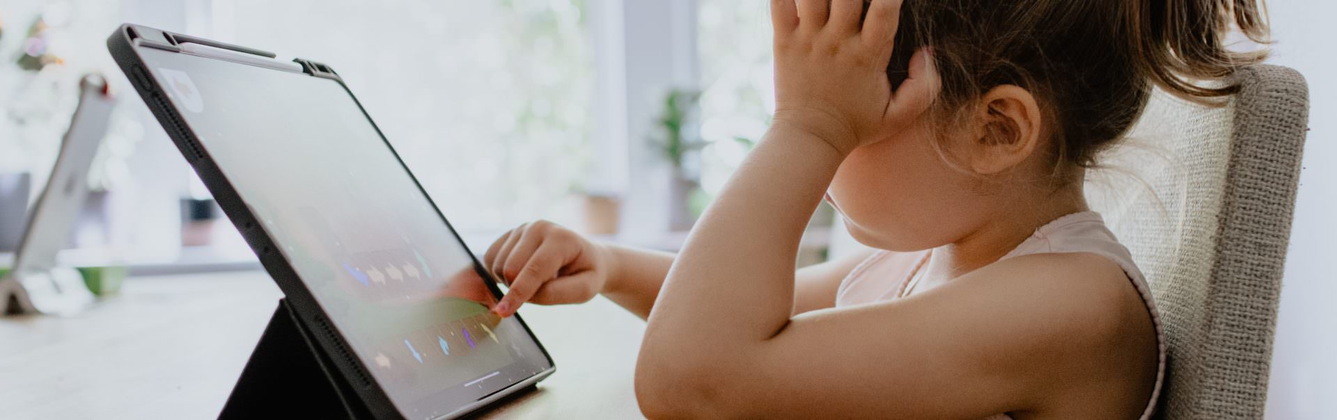 How Technology Can Facilitate Early-Stage Education